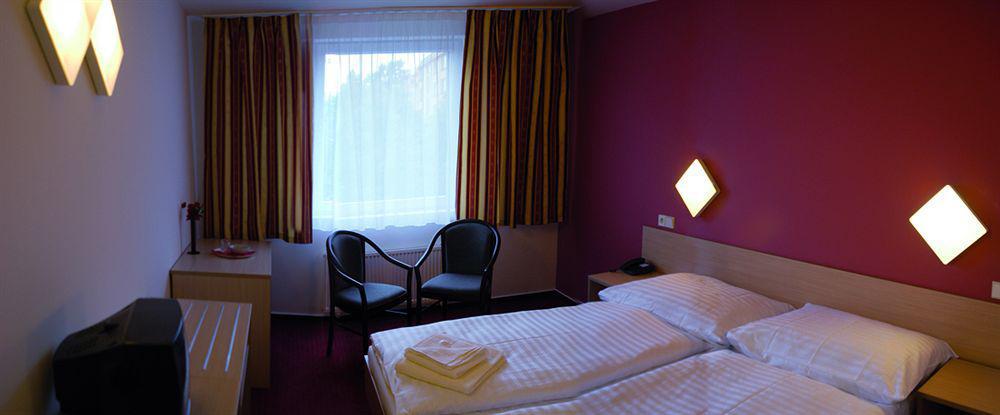 Hotel Mars Praga Exterior foto